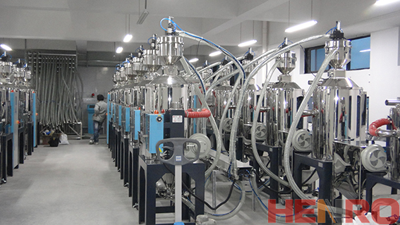 分析塑胶厂集中供料系统工作原理和优点